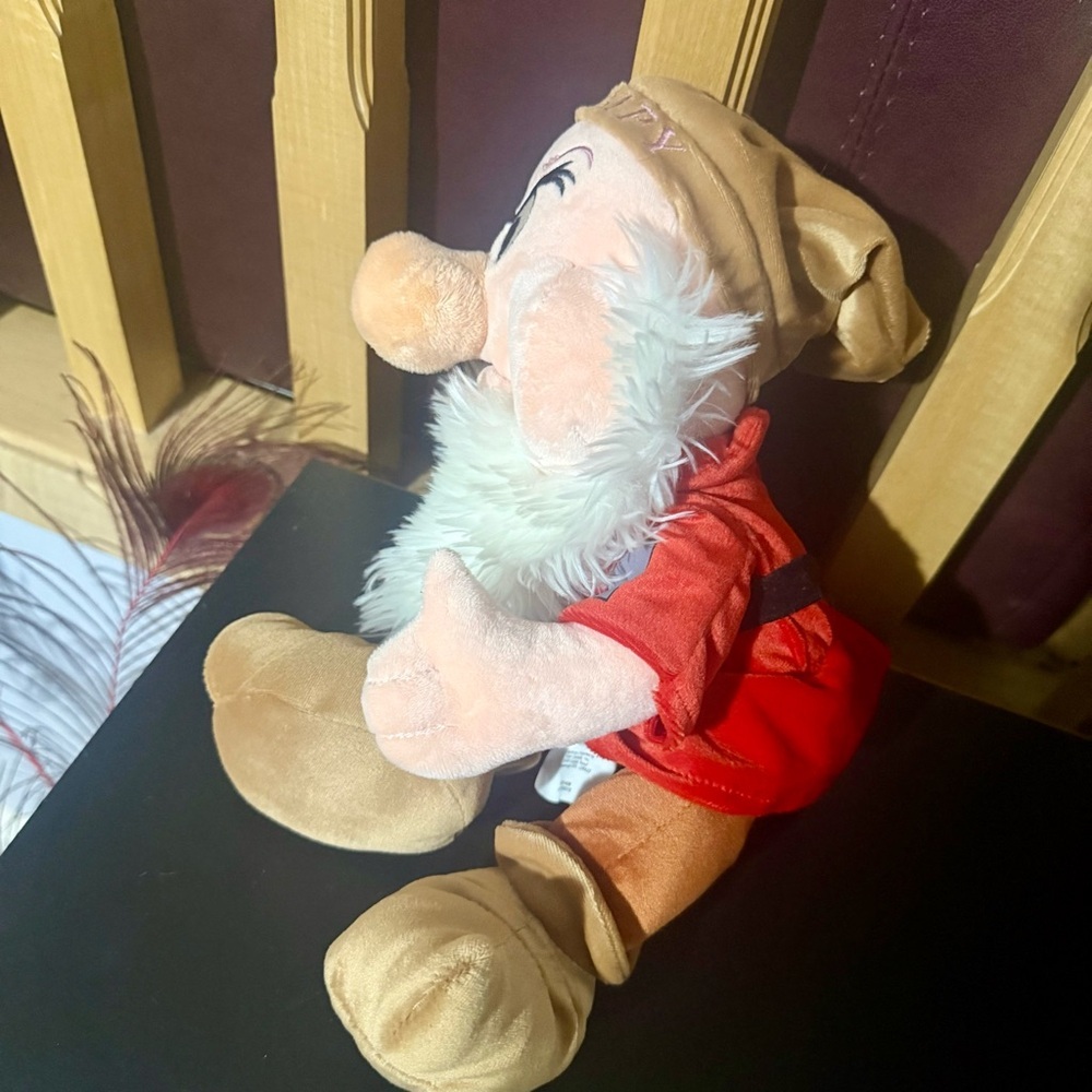 Authentic Disney Store Grumpy Dwarf 16” Plush Toy - Red and Tan - Picture 5 of 5